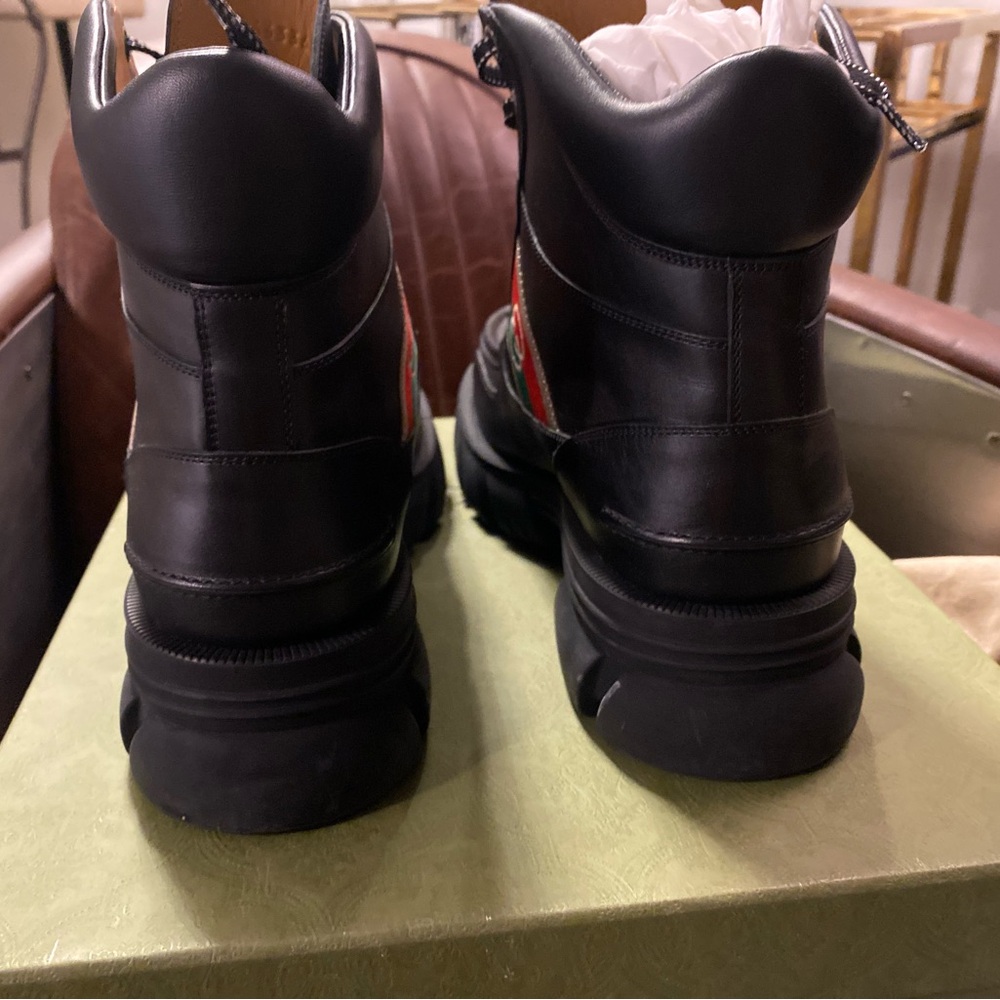 Gucci Men’s Ankle Boot Interlocking G Logo in Black - Picture 6 of 11